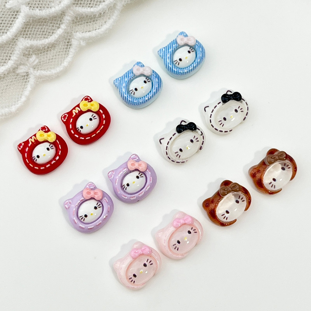 Resin Art Workshop - 20Pcs Sweet Lovely Hello Kitty Colorful